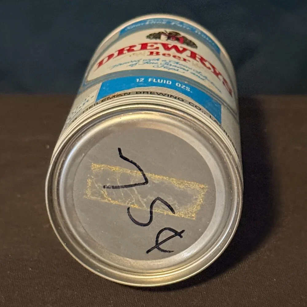 Drewrys vintage beer can